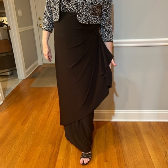 NWT Alex Evenings 2 piece black gown with black and white Jacket - Picture 4 of 10